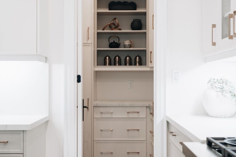 Maximize Space with Stylish Kitchen Storage Solutions